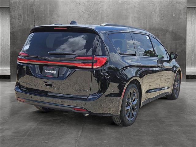 2024 Chrysler Pacifica Limited