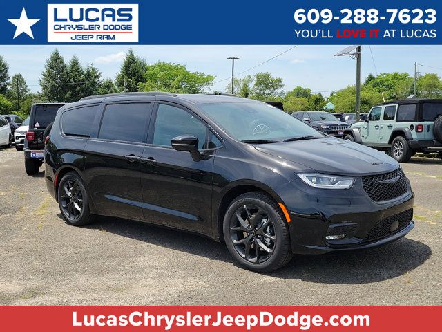 2024 Chrysler Pacifica Limited