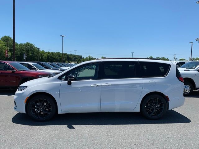 2024 Chrysler Pacifica Limited