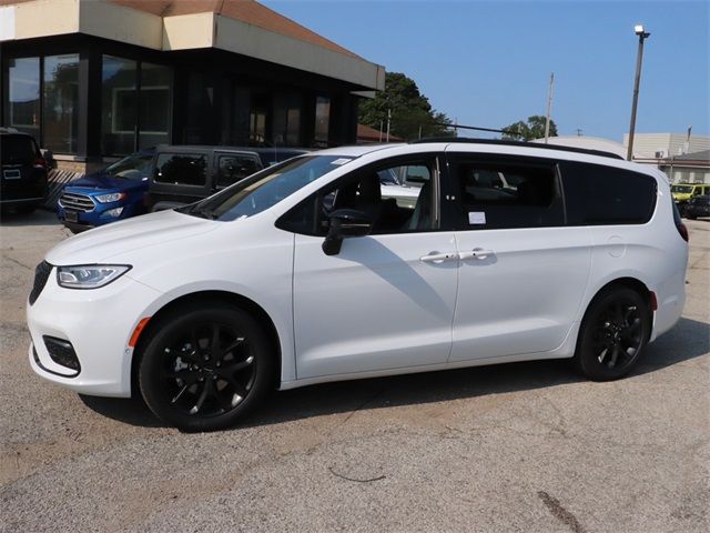 2024 Chrysler Pacifica Limited