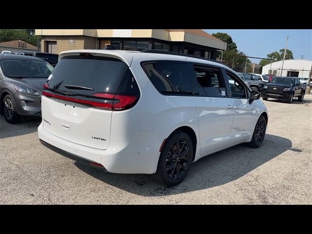 2024 Chrysler Pacifica Limited