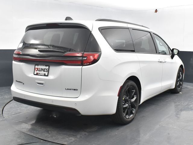 2024 Chrysler Pacifica Limited