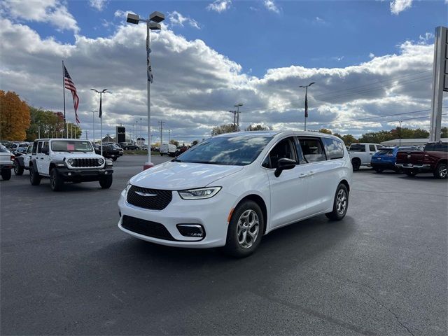 2024 Chrysler Pacifica Limited