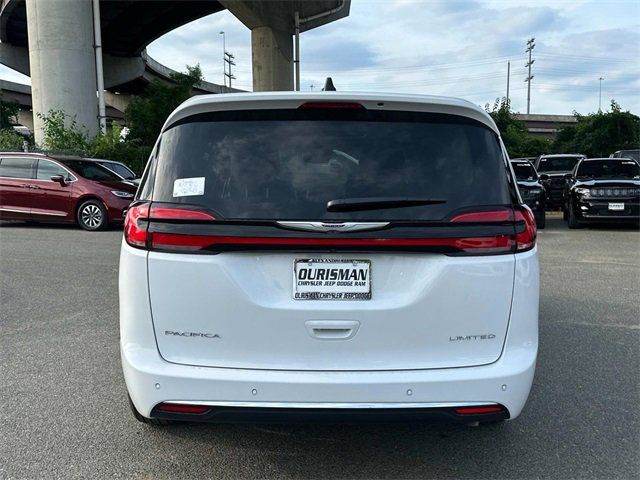 2024 Chrysler Pacifica Limited