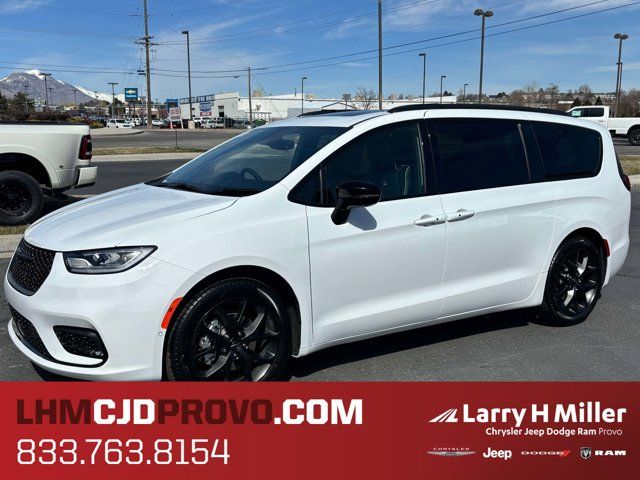 2024 Chrysler Pacifica Limited