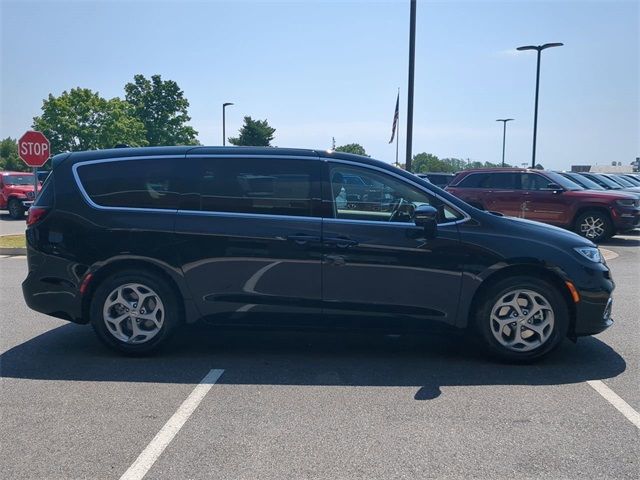 2024 Chrysler Pacifica Limited