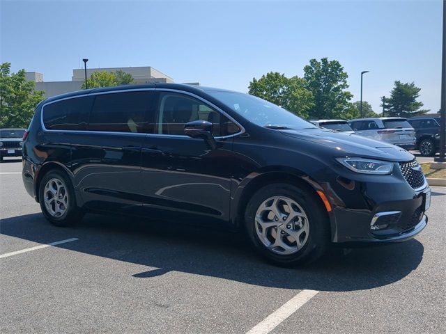 2024 Chrysler Pacifica Limited