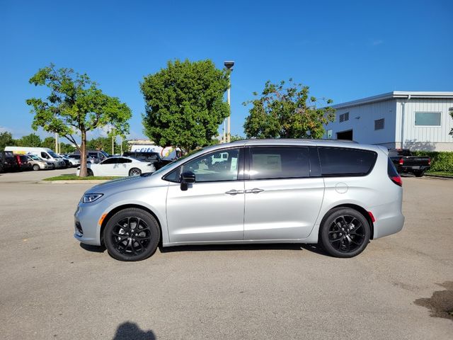 2024 Chrysler Pacifica Limited