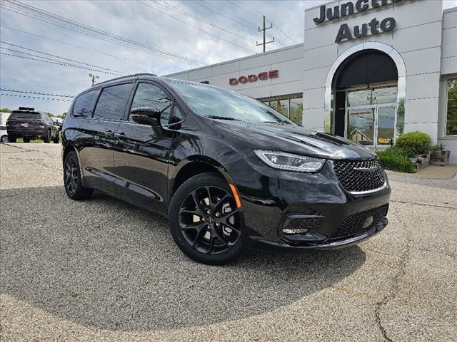 2024 Chrysler Pacifica Limited