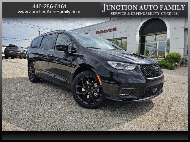 2024 Chrysler Pacifica Limited