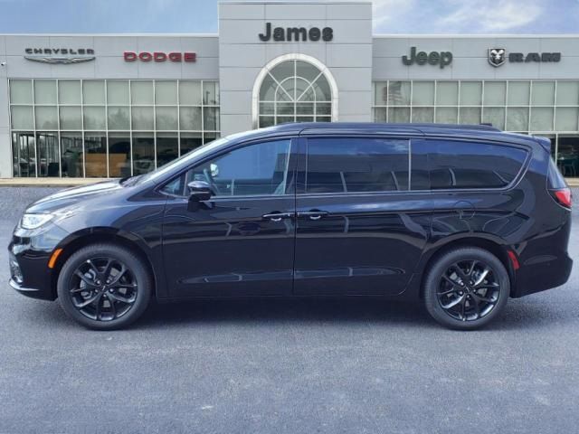 2024 Chrysler Pacifica Limited