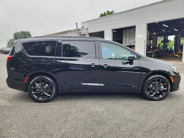 2024 Chrysler Pacifica Limited