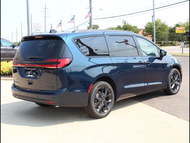 2024 Chrysler Pacifica Limited