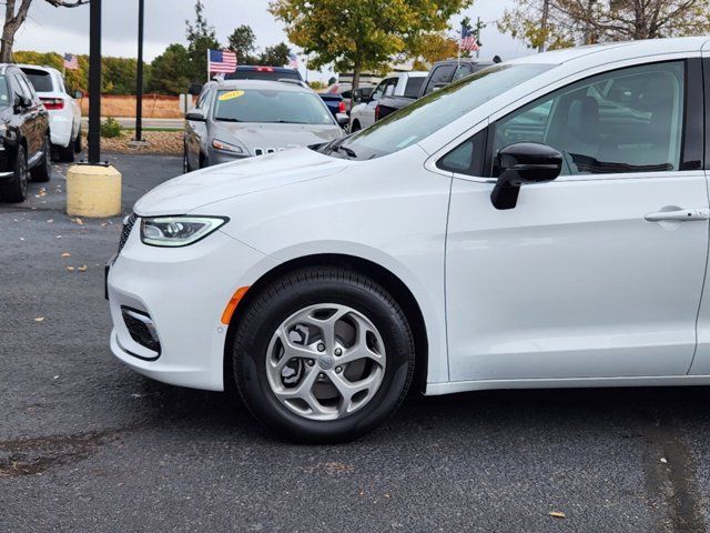 2024 Chrysler Pacifica Limited