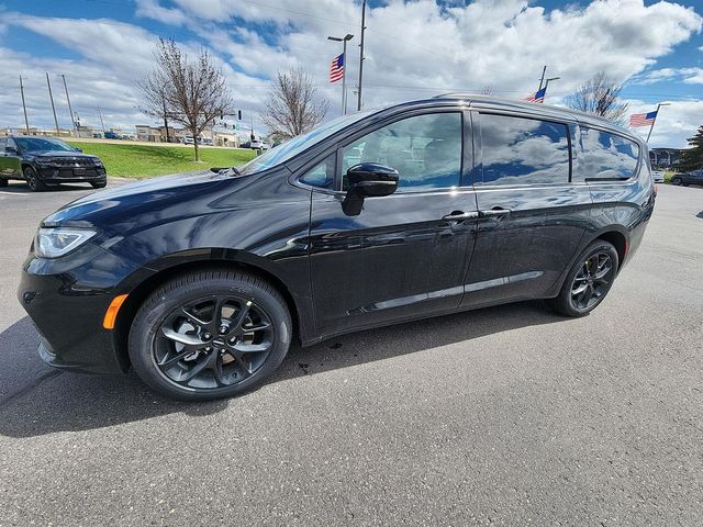 2024 Chrysler Pacifica Limited