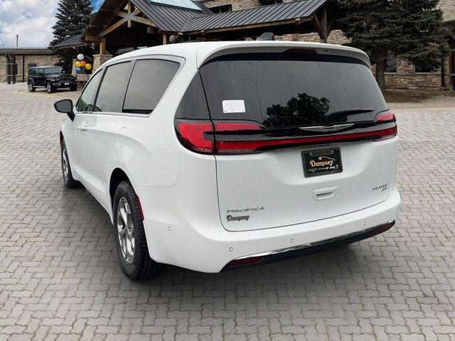 2024 Chrysler Pacifica Limited