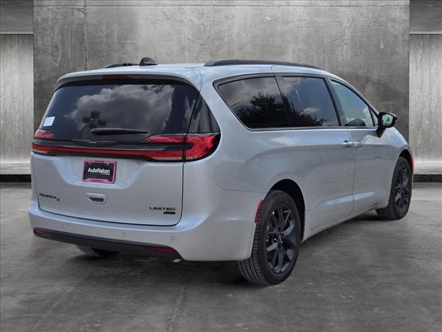 2024 Chrysler Pacifica Limited