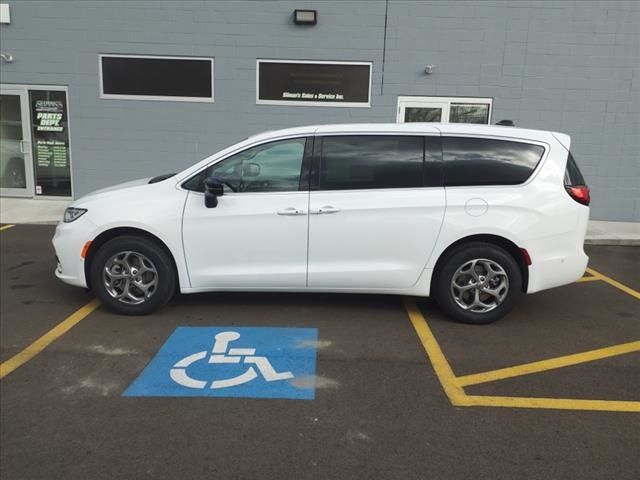 2024 Chrysler Pacifica Limited