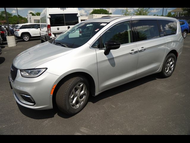 2024 Chrysler Pacifica Limited