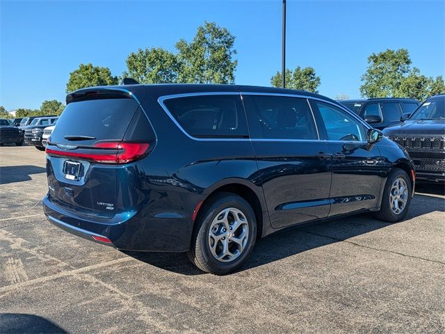 2024 Chrysler Pacifica Limited