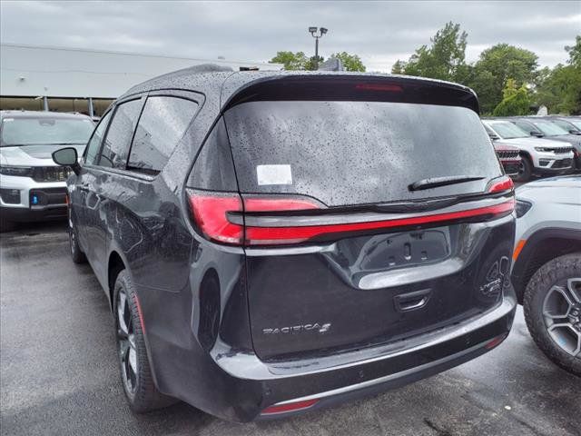 2024 Chrysler Pacifica Limited