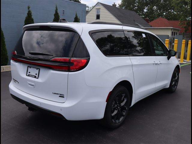 2024 Chrysler Pacifica Limited