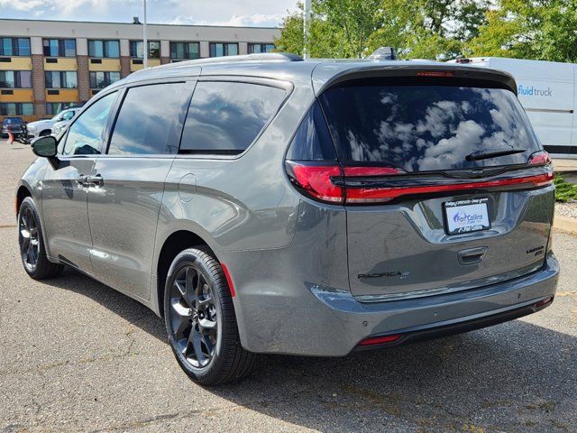 2024 Chrysler Pacifica Limited