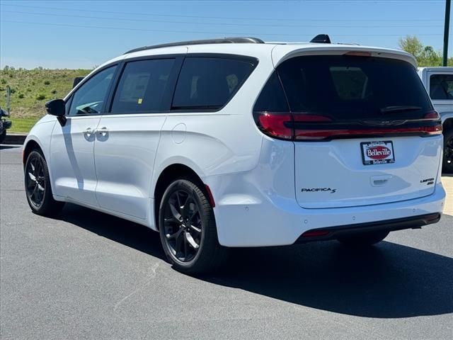 2024 Chrysler Pacifica Limited