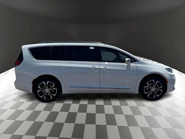 2024 Chrysler Pacifica Pinnacle