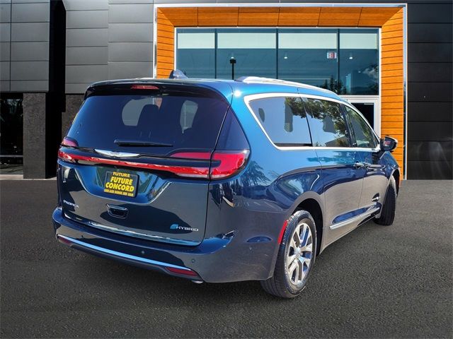 2024 Chrysler Pacifica Hybrid Pinnacle