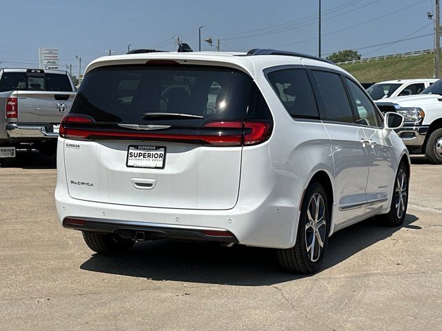 2024 Chrysler Pacifica Pinnacle