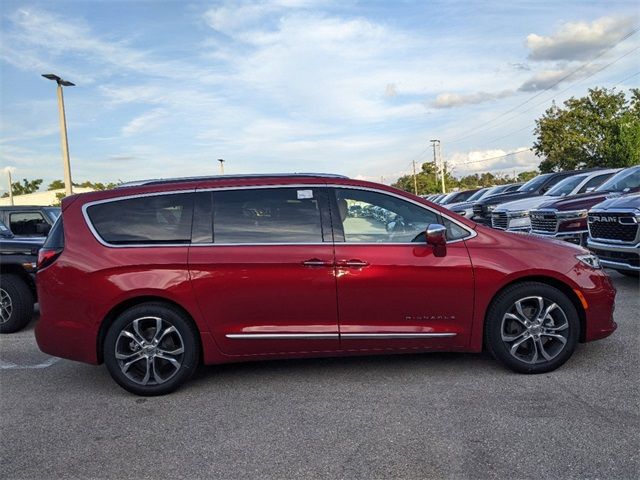 2024 Chrysler Pacifica Pinnacle