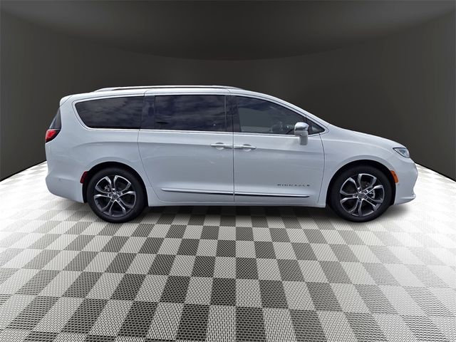 2024 Chrysler Pacifica Pinnacle