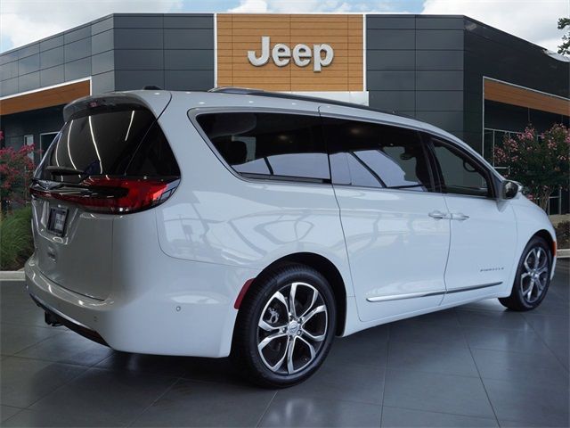 2024 Chrysler Pacifica Pinnacle