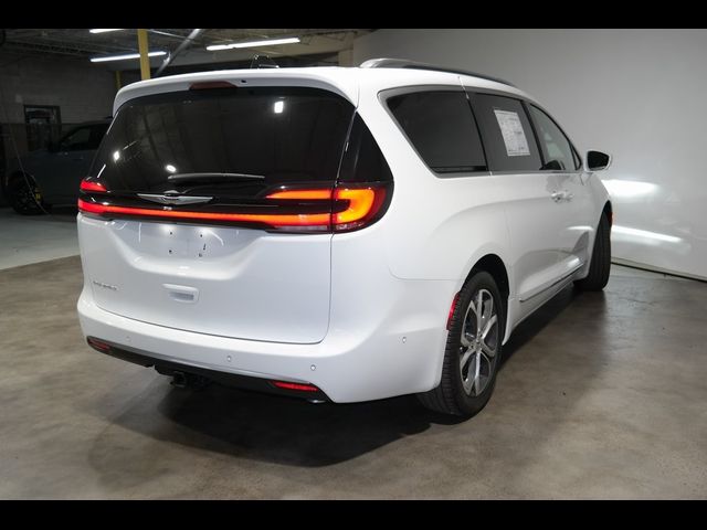 2024 Chrysler Pacifica Pinnacle