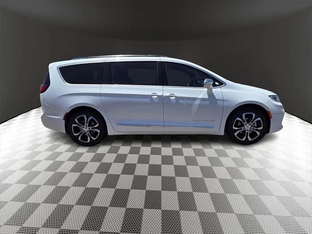 2024 Chrysler Pacifica Pinnacle