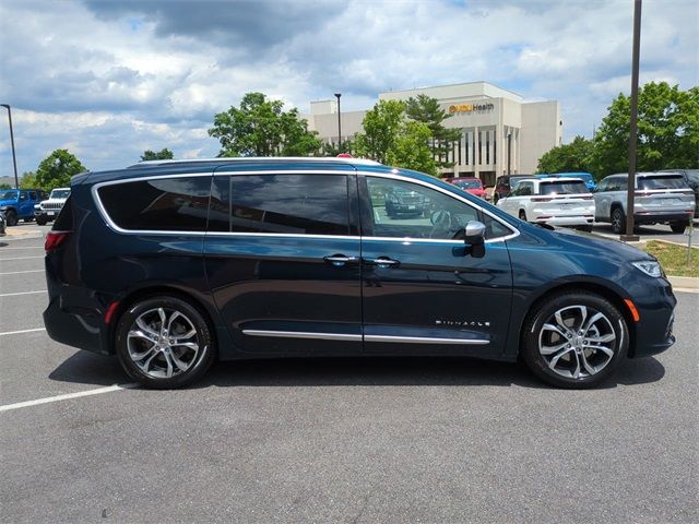 2024 Chrysler Pacifica Pinnacle