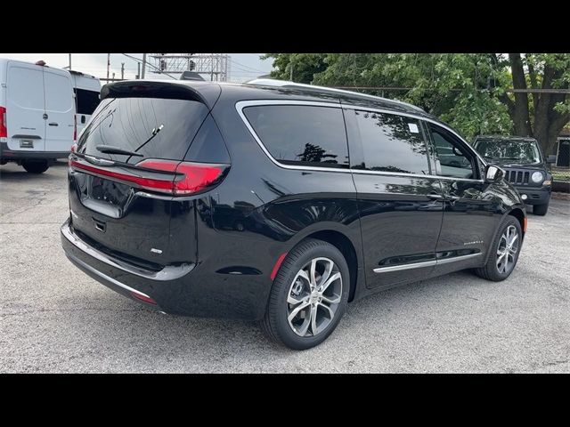 2024 Chrysler Pacifica Pinnacle