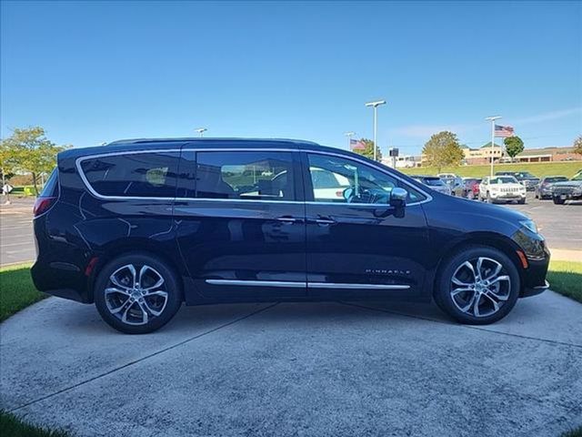 2024 Chrysler Pacifica Pinnacle