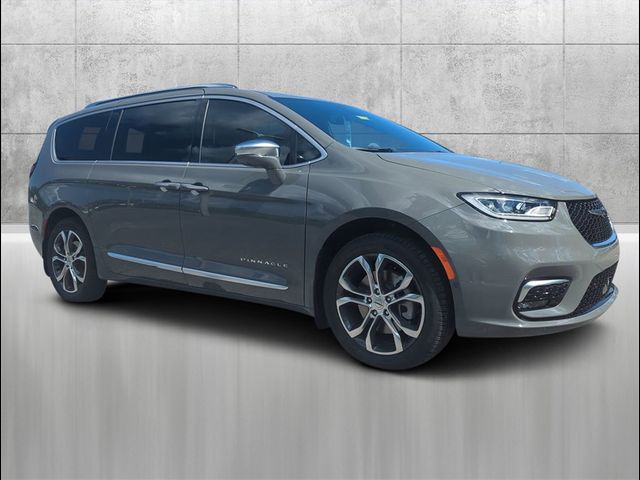 2024 Chrysler Pacifica Pinnacle