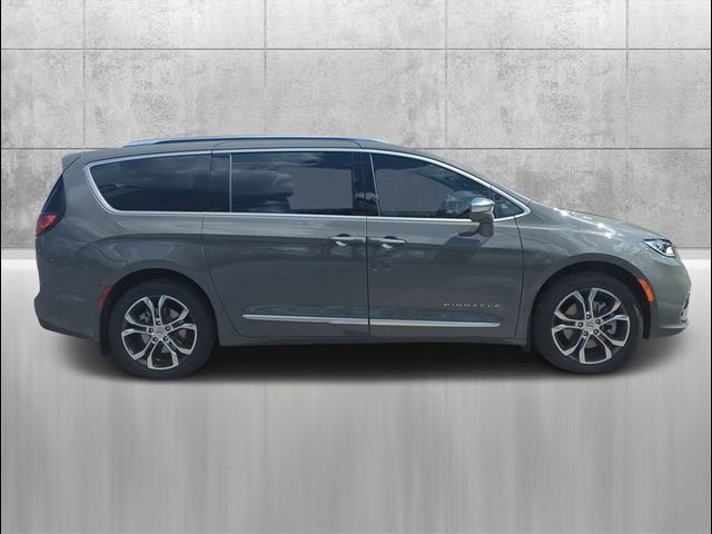 2024 Chrysler Pacifica Pinnacle