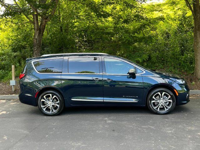 2024 Chrysler Pacifica Pinnacle