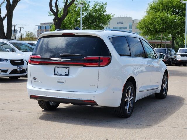 2024 Chrysler Pacifica Pinnacle