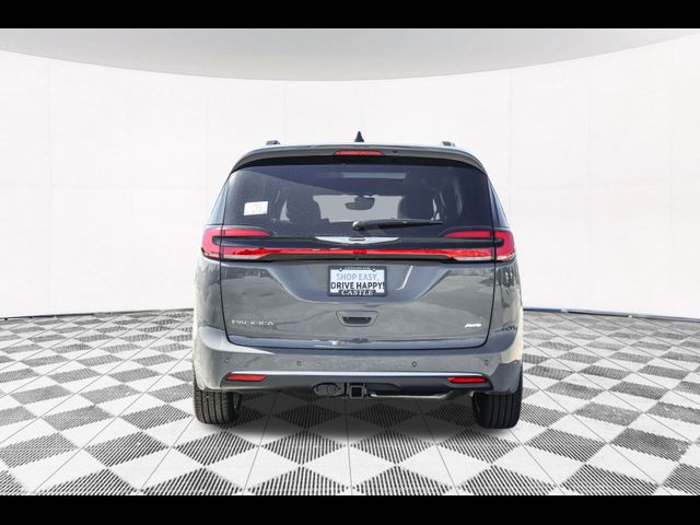 2024 Chrysler Pacifica Pinnacle