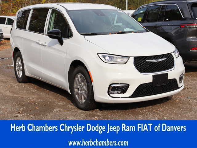 2024 Chrysler Pacifica Touring-L