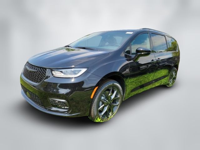 2024 Chrysler Pacifica Touring-L