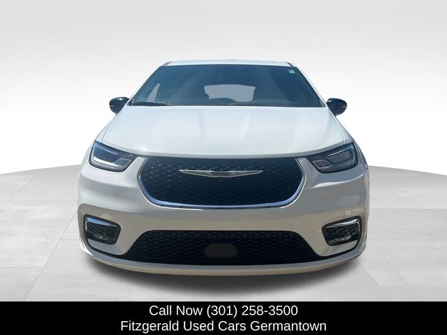 2024 Chrysler Pacifica Touring