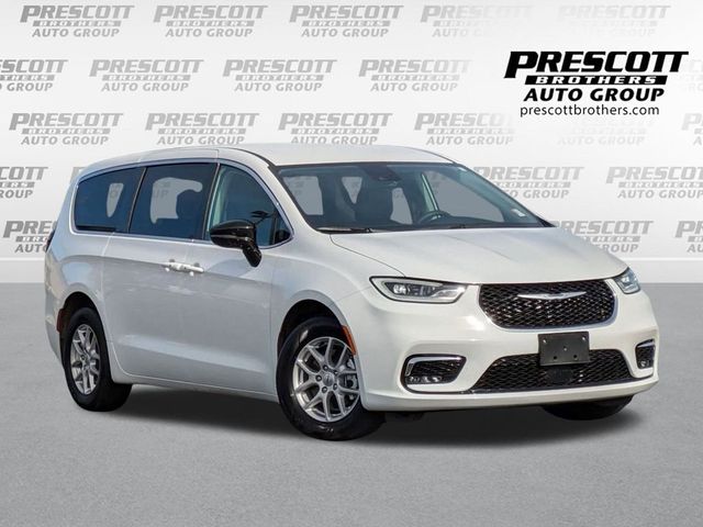 2024 Chrysler Pacifica Touring-L