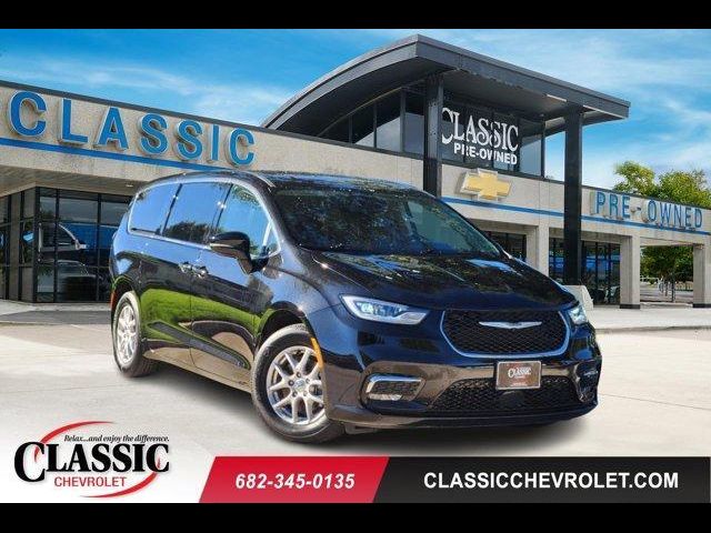 2024 Chrysler Pacifica Touring-L