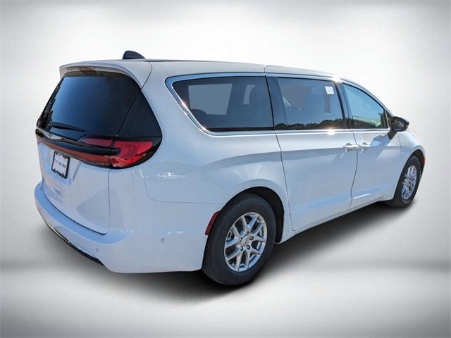 2024 Chrysler Pacifica Touring-L